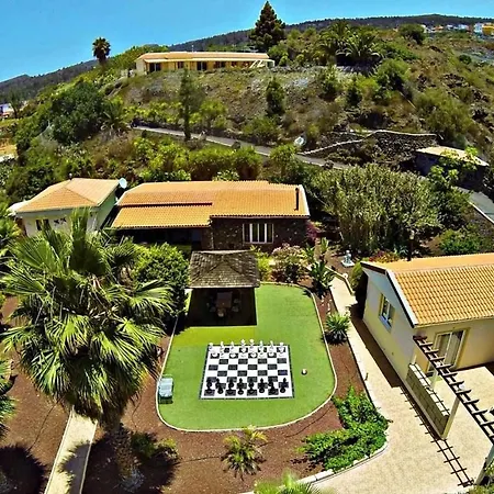 Casa Romeo Mit Kaminofen Und Sonnenterrasse